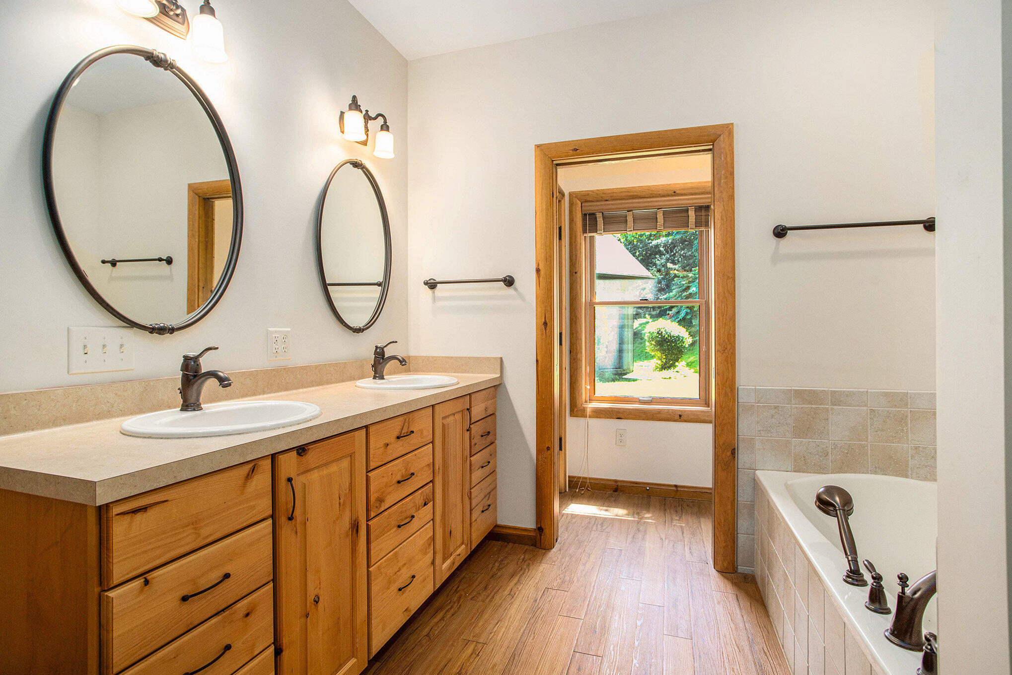 Plainwell, Michigan 49080, United States, 4 Bedrooms Bedrooms, ,2 BathroomsBathrooms,Residential,Active,169206