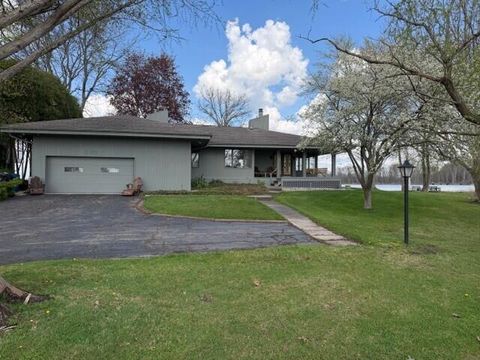Photo of 11975 E Lee Mar Drive, Vicksburg, MI 49097 (MLS # 26017985)