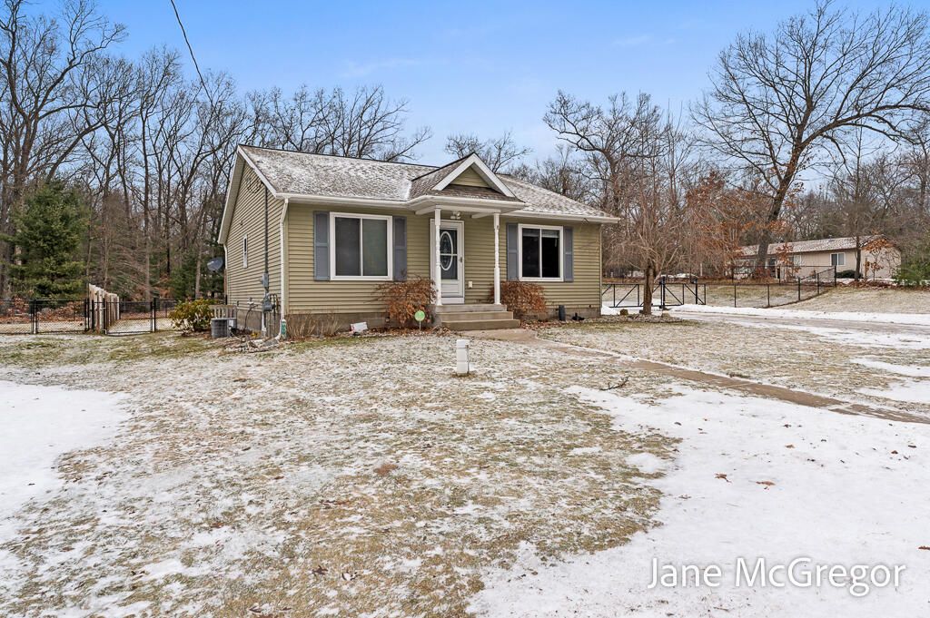 Photo of 696 W Madison Road, Twin Lake, MI 49457 (MLS # 26004950)