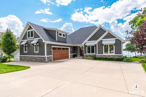 Photo of 22133 Leota Drive, Sand Lake, MI 49343 (MLS # 25044258)