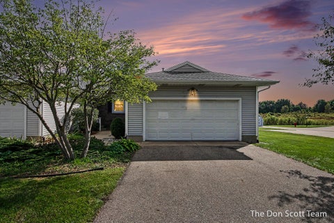 Photo for 282 Creekside Street NW