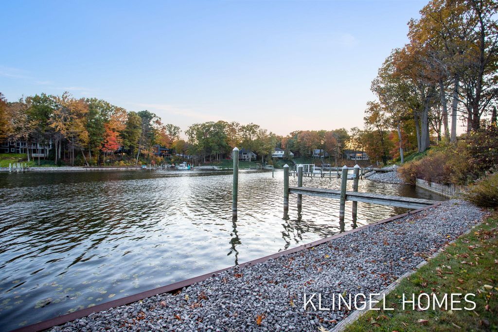Photo of 16160 Highland Drive, Spring Lake, MI 49456 (MLS # 25055569)