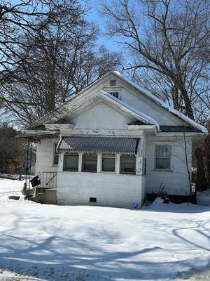 956 UNION AVE, BENTON HARBOR, MI 49022 - Image e44d8454e55c3218478ca7ddbc8cf24a/39363101