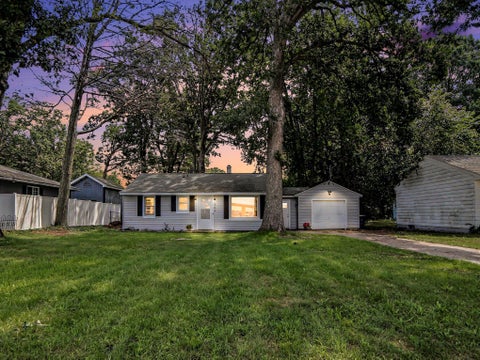 Photo for 384 N 6th Avenue