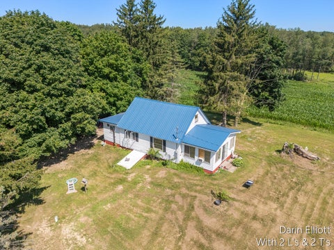Photo for 3703 N Cedar Lake Road NE