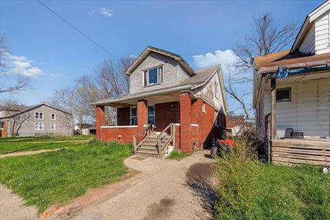 Single Family Residence in Detroit MI 11199 Charlemagne Street.jpg