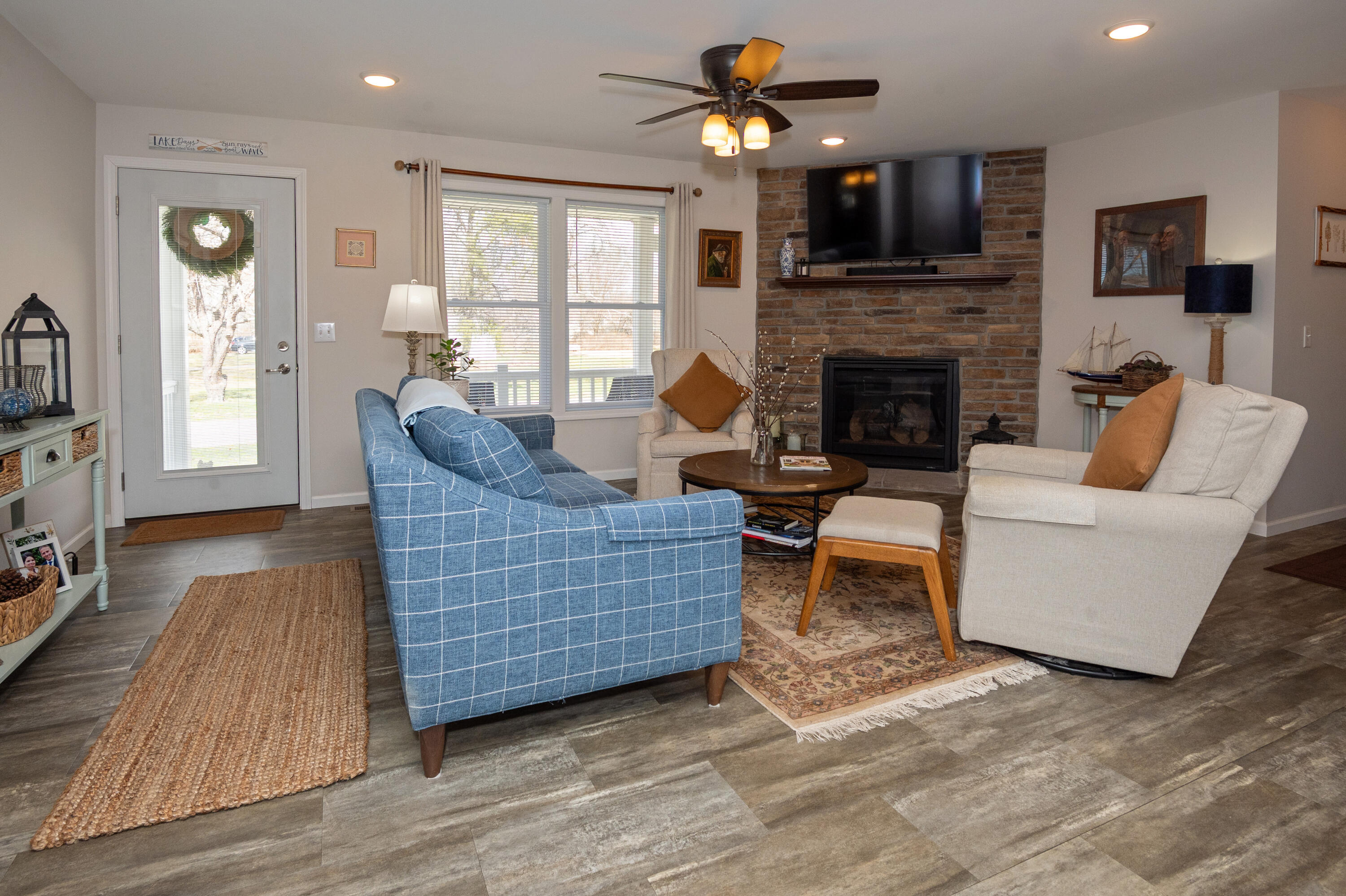 50306 Pleasant Street