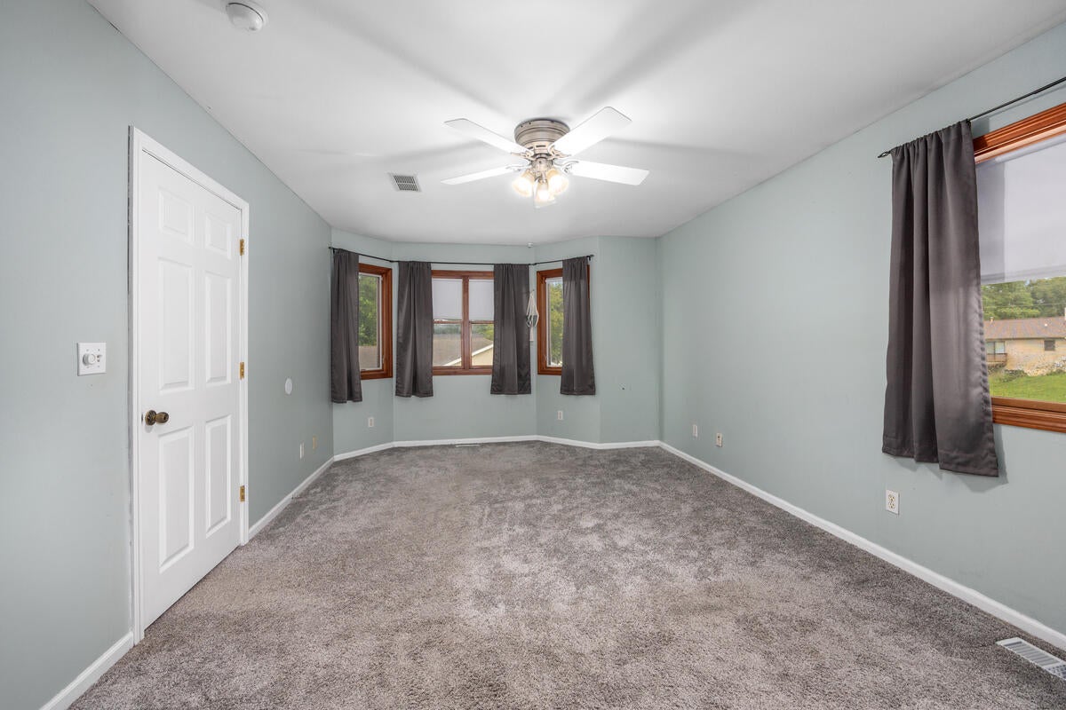 Listing 53