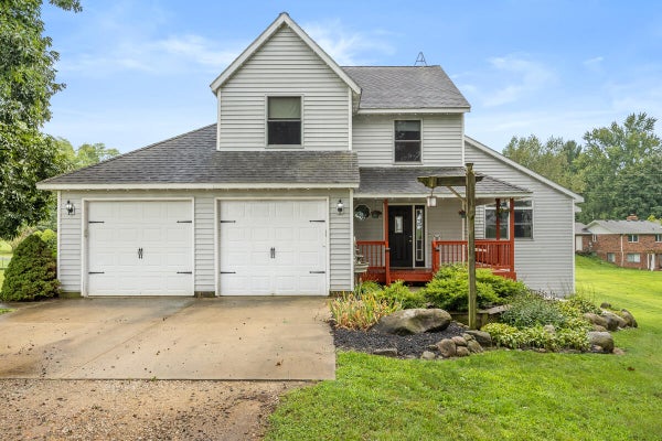 10881 HOFFMAN RD, THREE RIVERS, MI 49093 - Image e4e2d5da107b47aee2adfc25e13e2fc0/2622380225