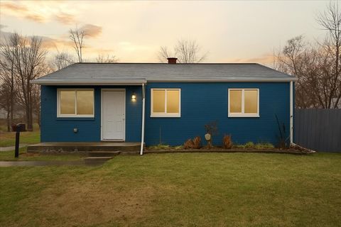 752 Oswego Avenue, Ypsilanti, MI 48198 - MLS#: 25019003