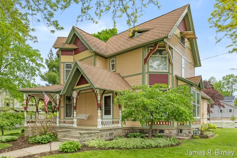 Photo for 529 Avery Street