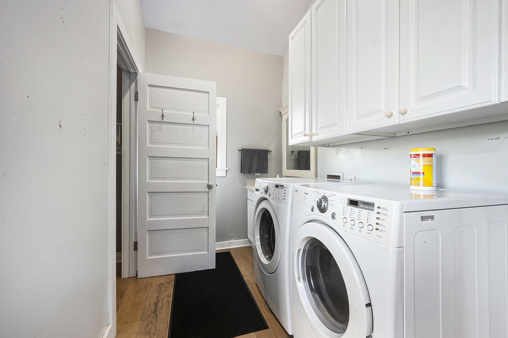 Galesburg, Michigan 49053, United States, 2 Bedrooms Bedrooms, ,2 BathroomsBathrooms,Residential,Active,232709