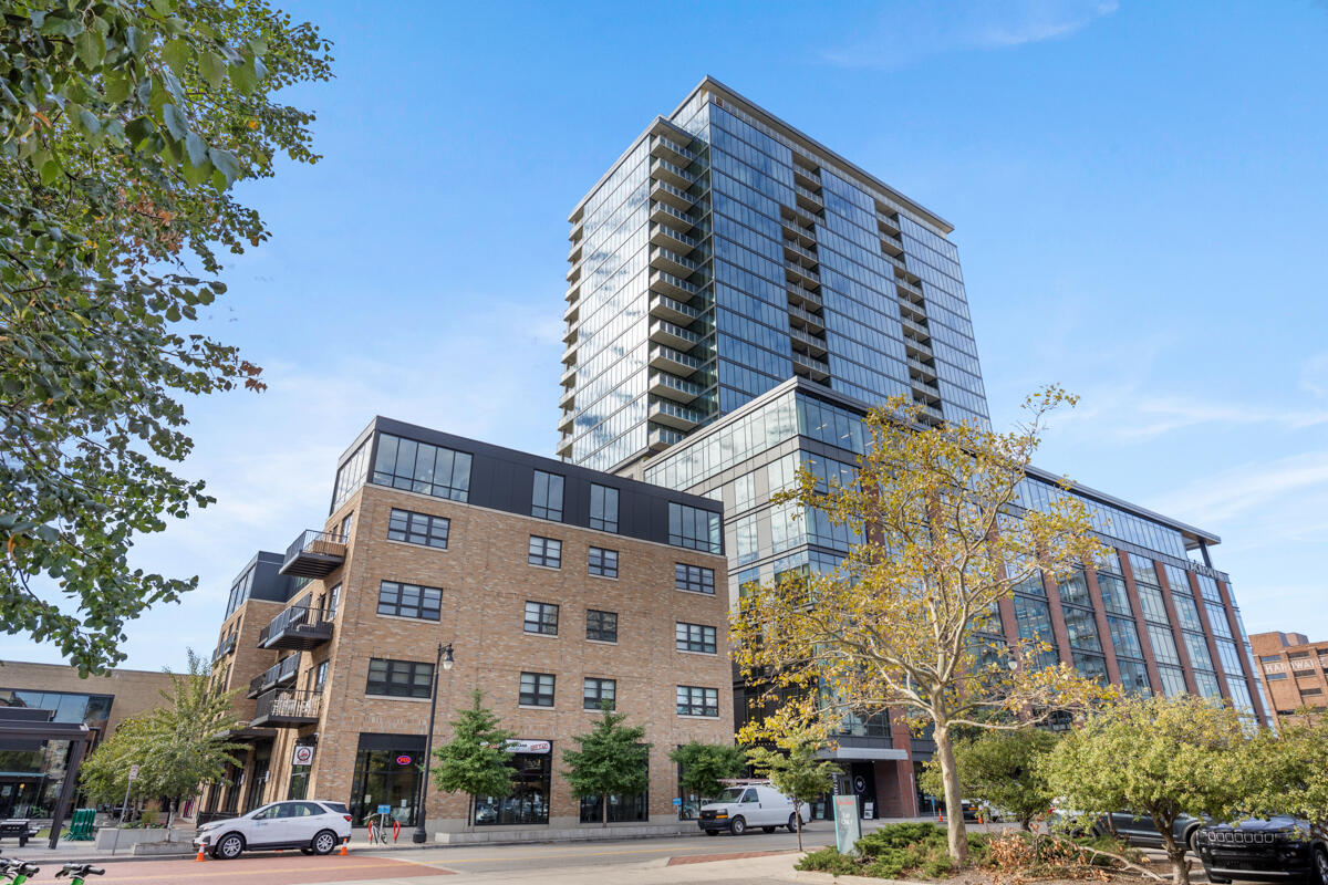 144 Oakes Street SW
