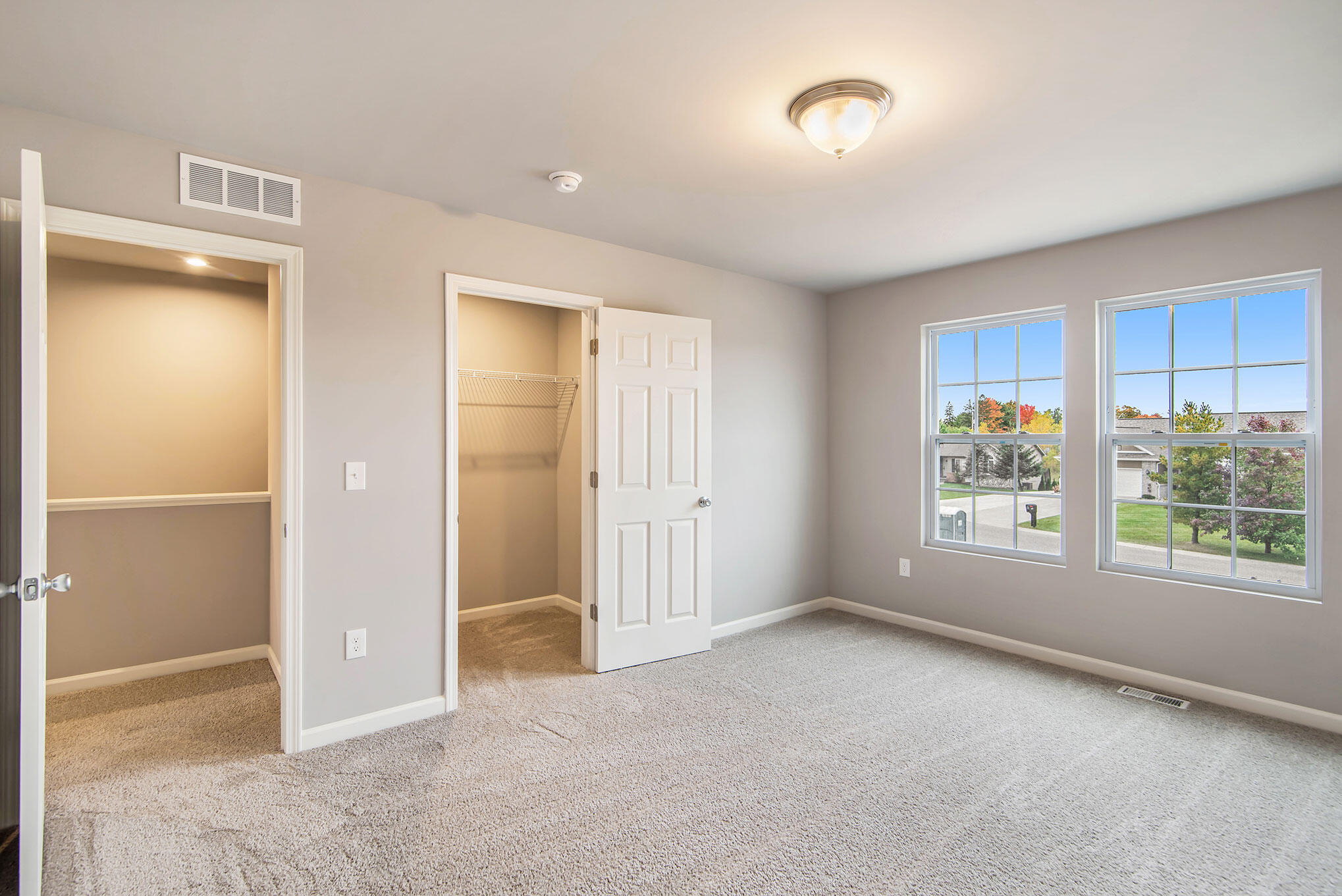 Photo 15 of 22 of 47680 Silver Oaks West house