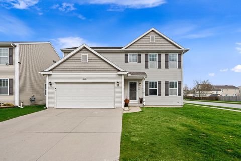 Photo of 5798 Sable Ridge Drive SE, Kentwood, MI 49508 (MLS # 26016316)