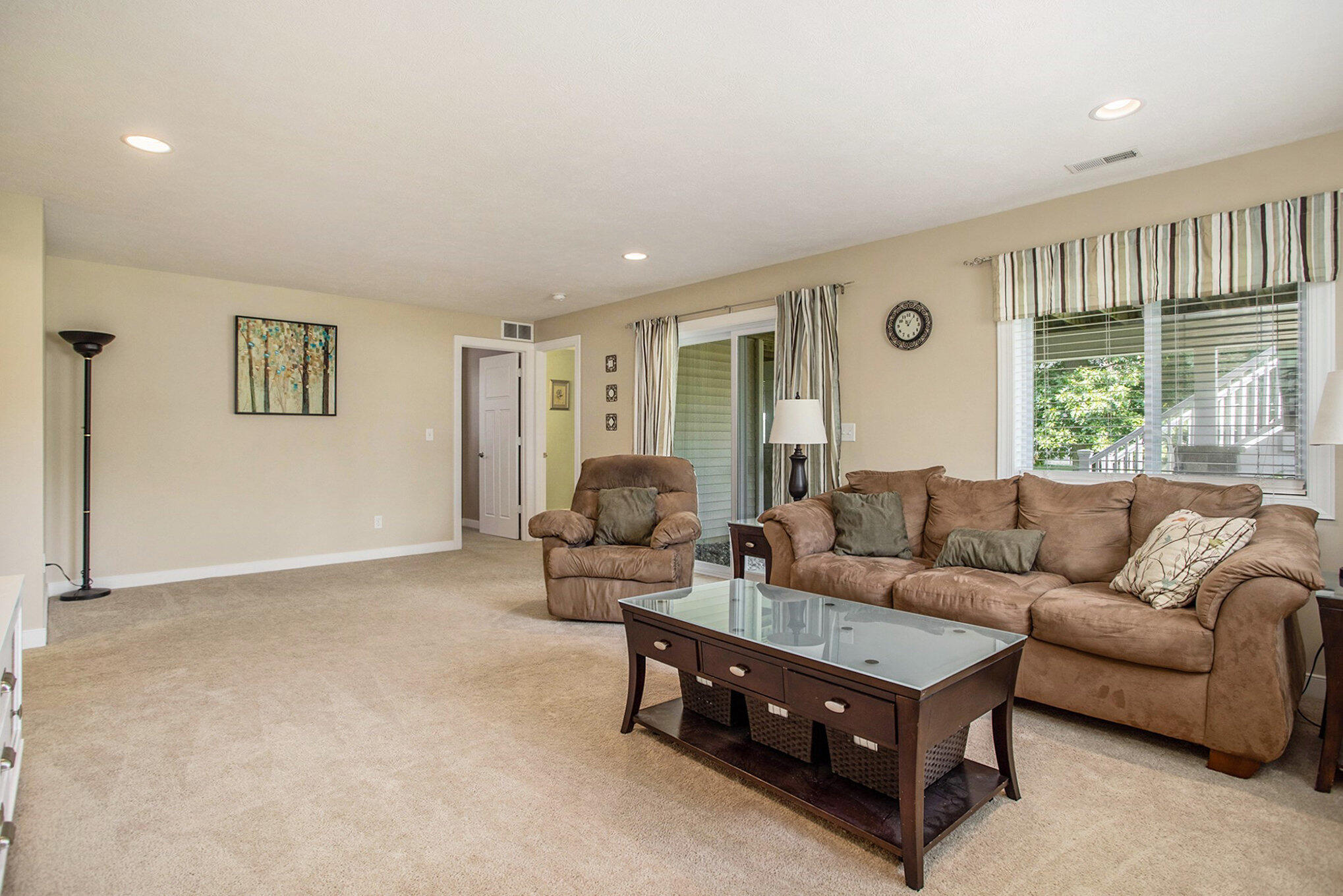 Richland, Michigan 49083, United States, 5 Bedrooms Bedrooms, ,4 BathroomsBathrooms,Residential,Active,157161