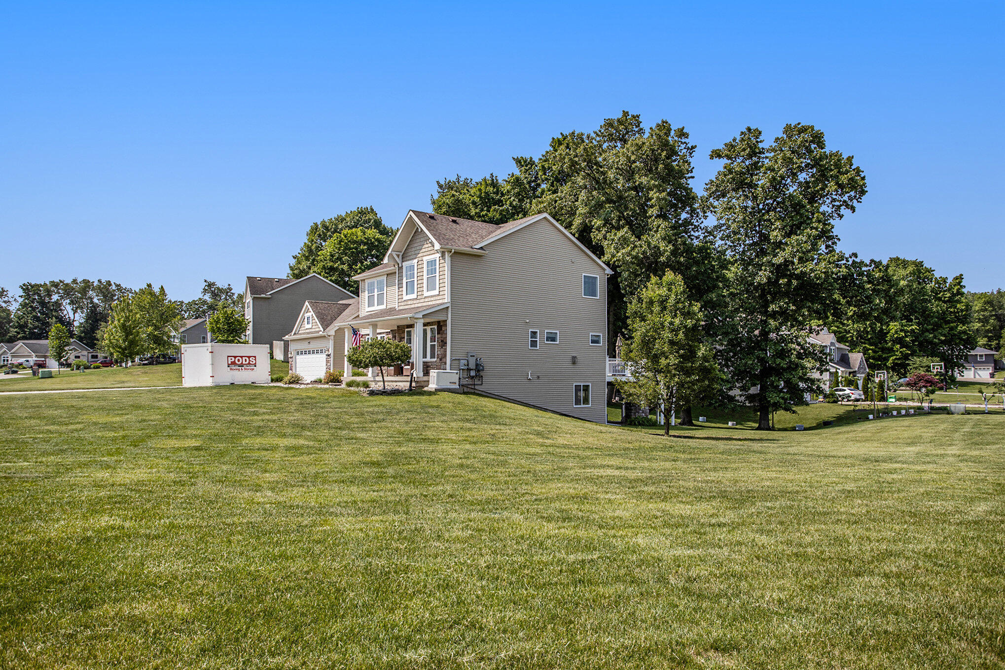 Richland, Michigan 49083, United States, 5 Bedrooms Bedrooms, ,4 BathroomsBathrooms,Residential,Active,157161