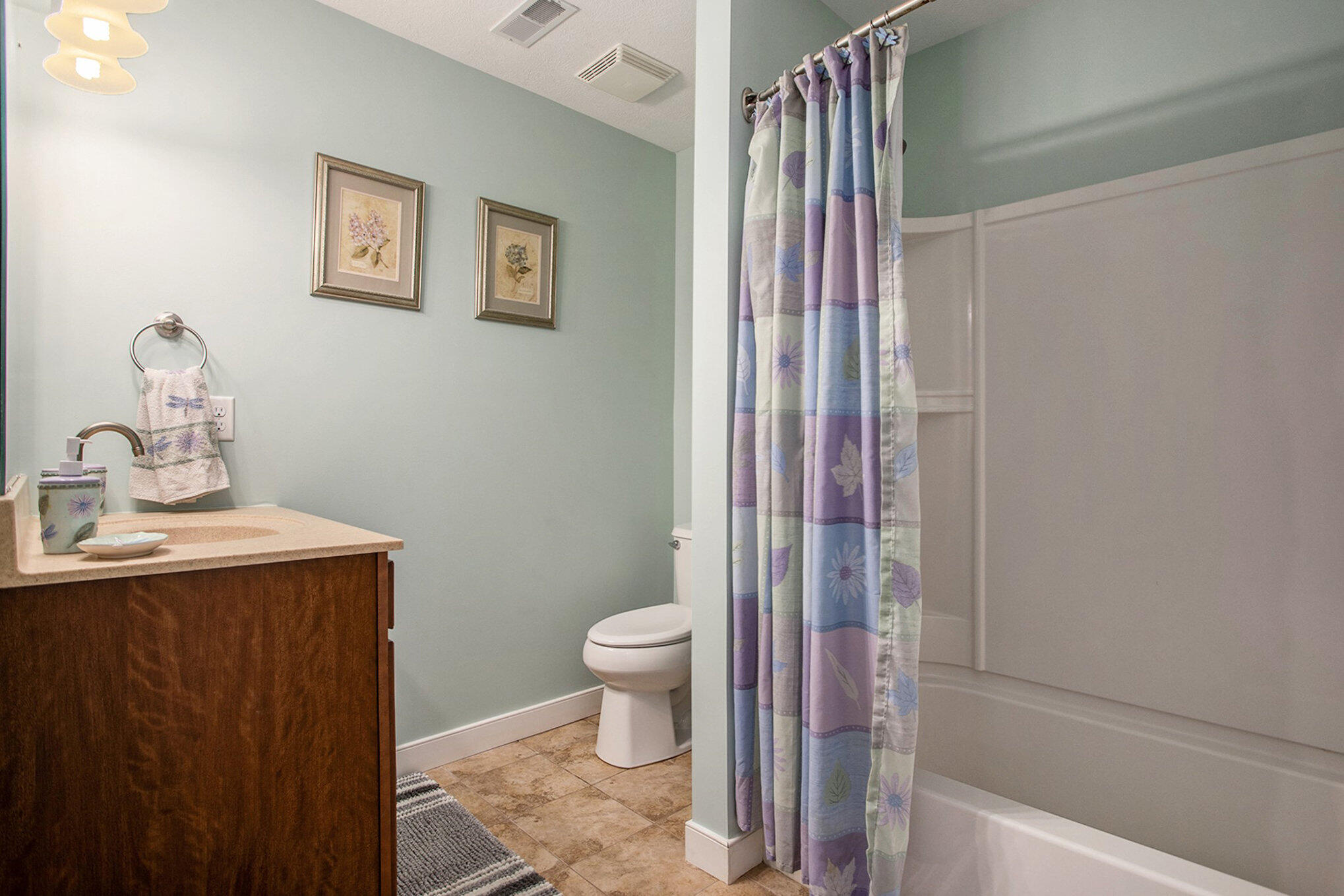 Richland, Michigan 49083, United States, 5 Bedrooms Bedrooms, ,4 BathroomsBathrooms,Residential,Active,157161