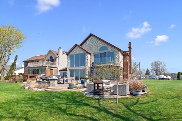 8115 COLONY DR, CLAY, MI 48001 - Image e590e25a4d085e2a665dbacb57a57b29/993726271