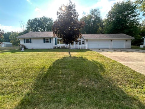 Photo for 7223 15 1/2 Mile Road