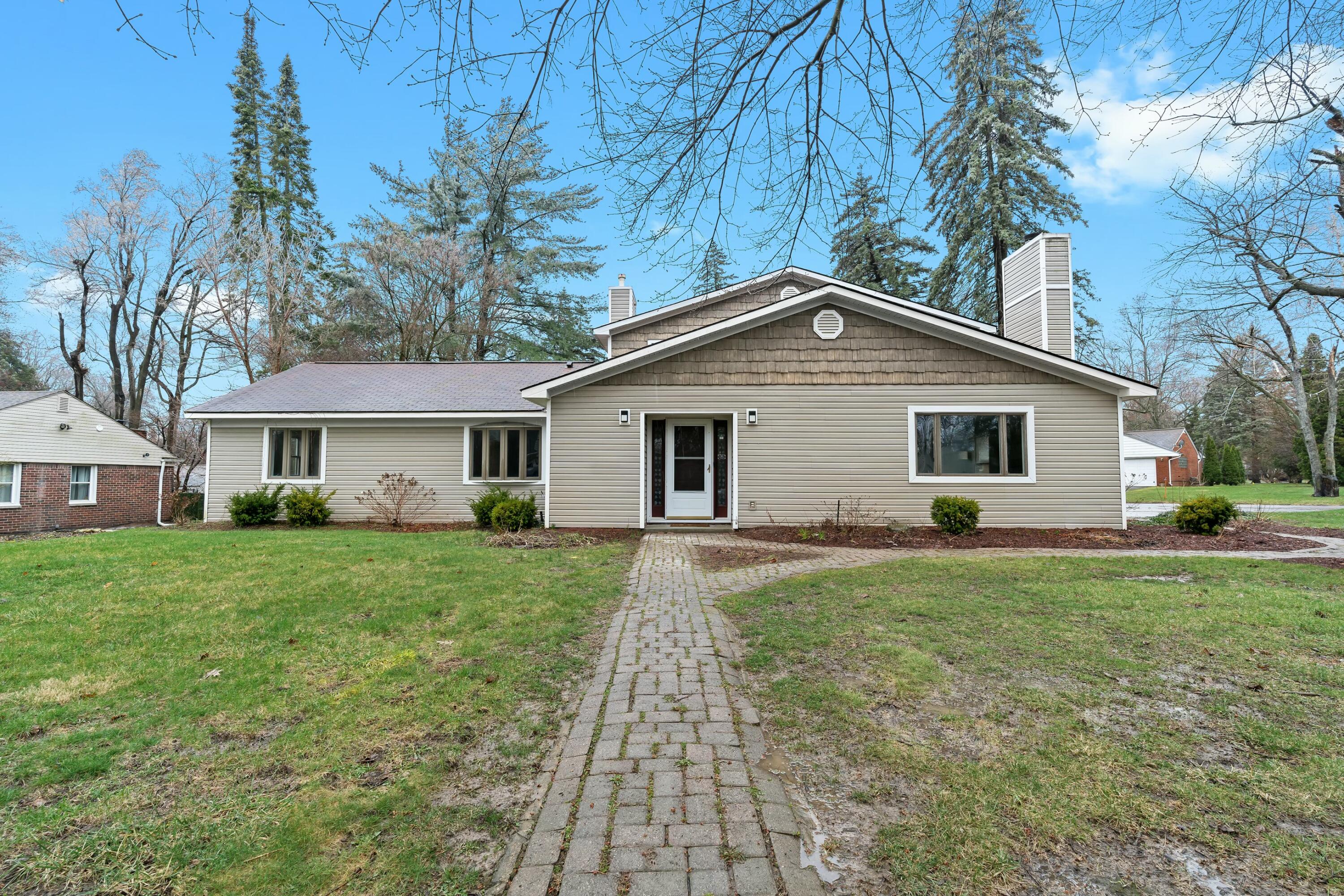 2128 Somerset Road