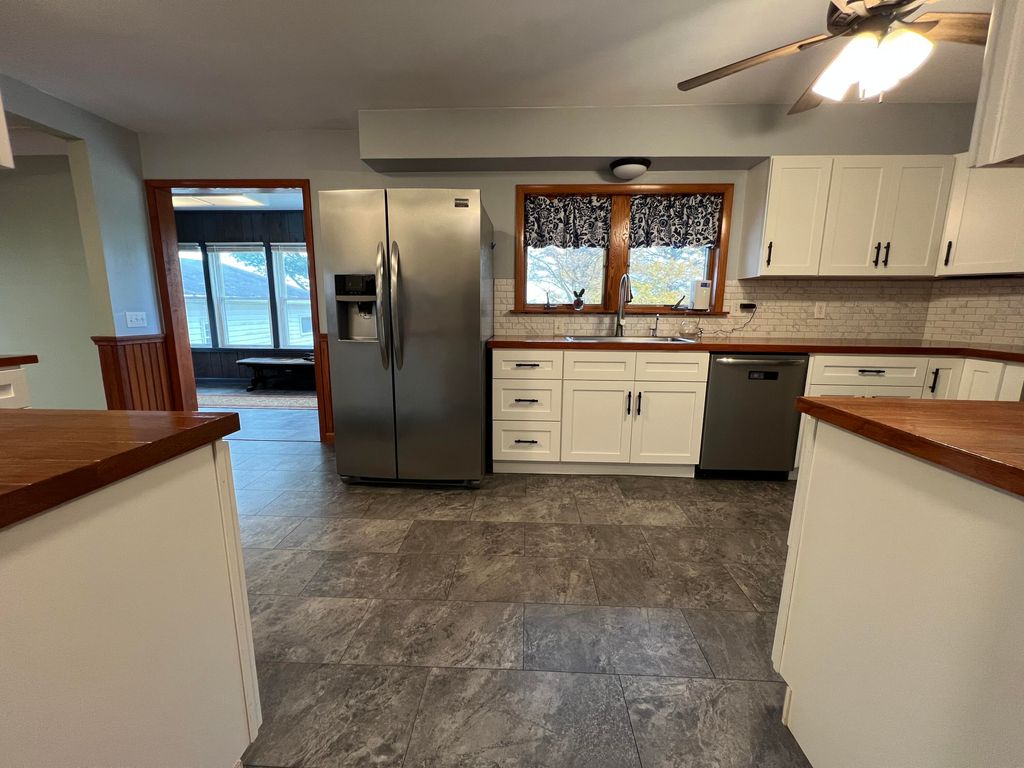 Photo of 7484 Billmyer Highway, Tecumseh, MI 49286 (MLS # 25056379)