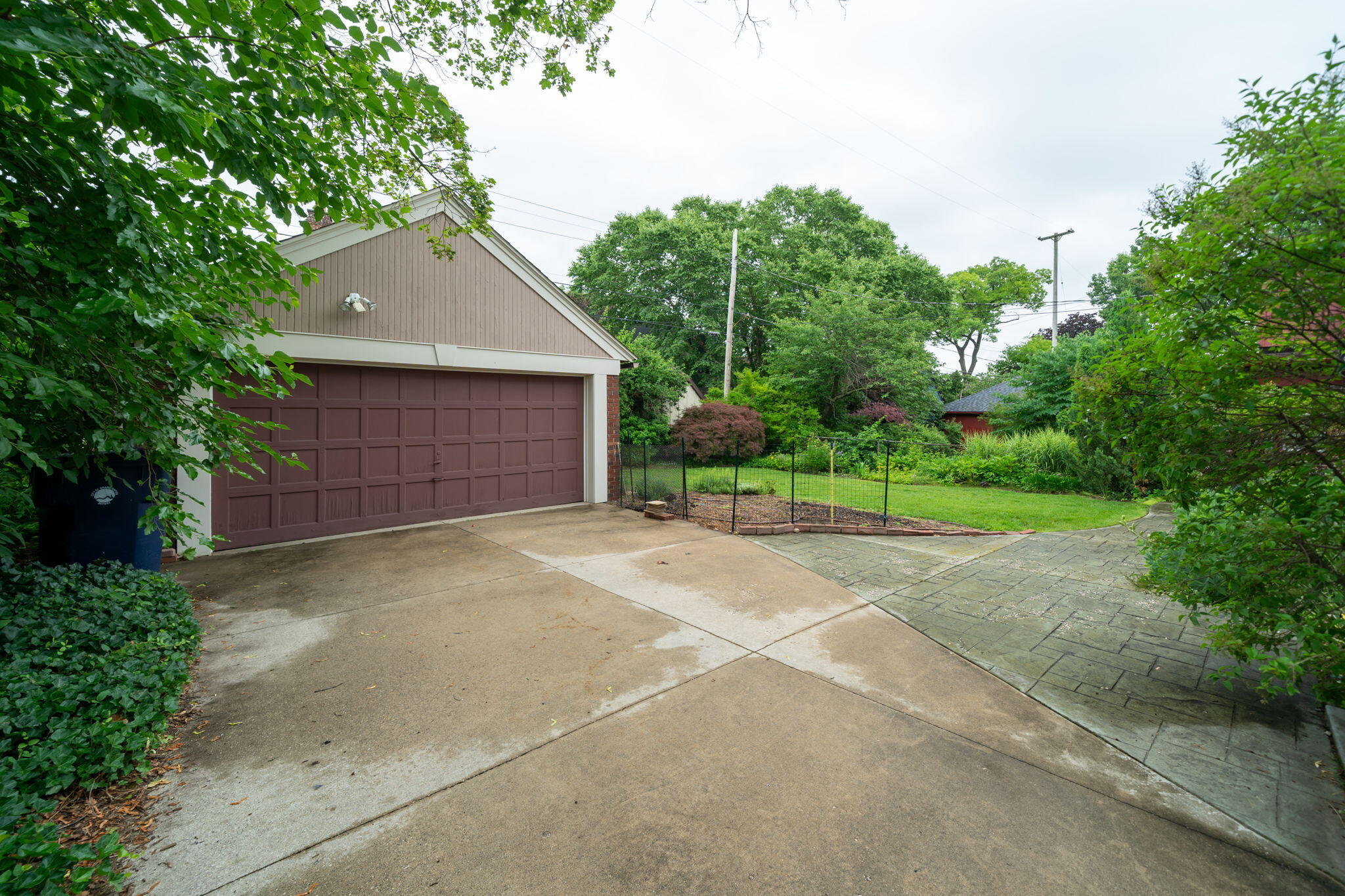 Photo 47 of 63 of 1144 East Chippewa Drive SE house