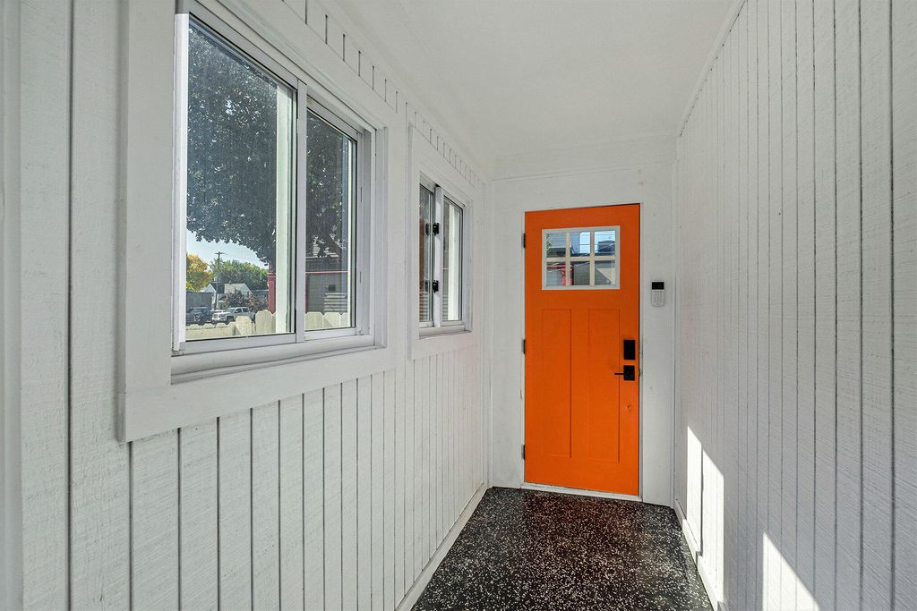 Photo of 706 Alpine Avenue NW, Grand Rapids, MI 49504 (MLS # 23141980)