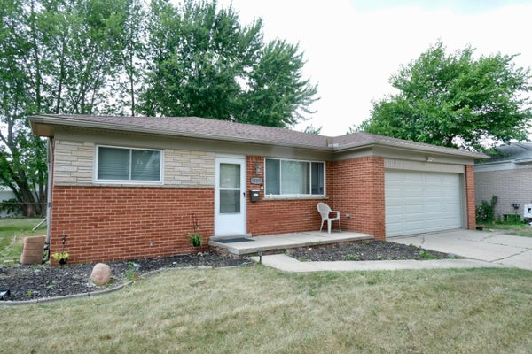 32155 COLUMBUS DR, WARREN, MI 48088 - Image e5de5cd73921d71fdd14fd8d0fab43c2/3997708871