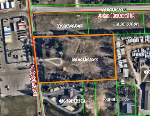 Photo of 76 N Meyers Road, Ludington, MI 49431 (MLS # 26022810)
