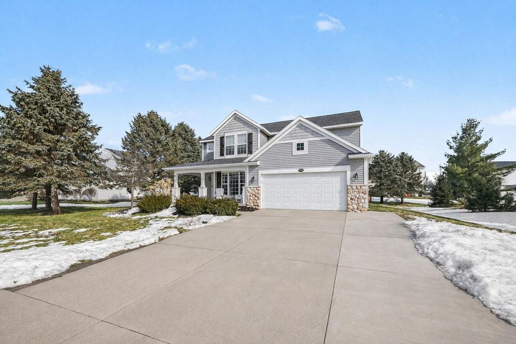 Photo of 7328 Old Mission Drive NE, Rockford, MI 49341 (MLS # 26005916)