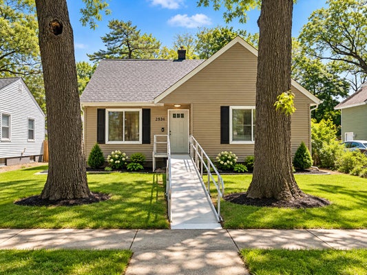 2536 HOYT ST, MUSKEGON, MI 49444 - Image e6ea4f5a8748ecebb70845f0f3760f75/3028831579