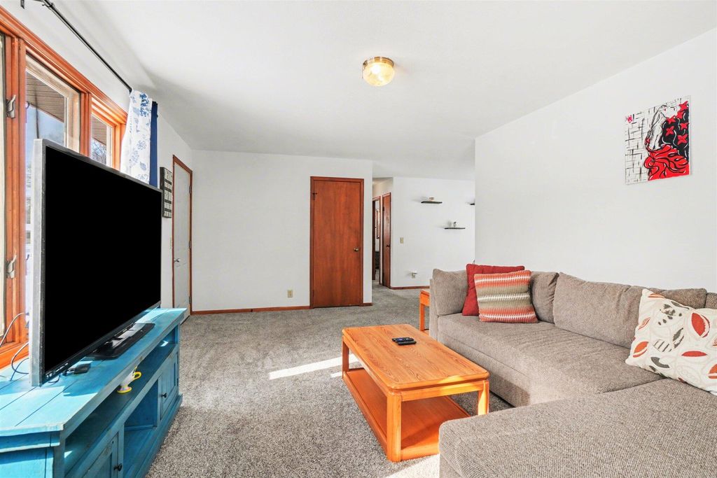 Photo of 3054 Glenrick Avenue, Muskegon, MI 49442 (MLS # 26005076)