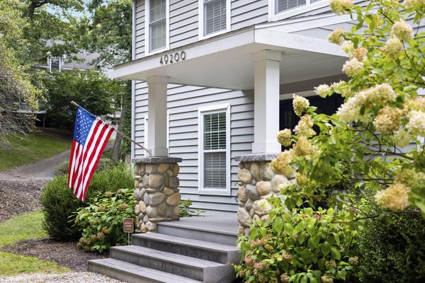 49200 GOLFVIEW AVE, NEW BUFFALO, MI 49117 - Image e79c82fb9dd3936b4b0b4e790d451e1c/2935895862