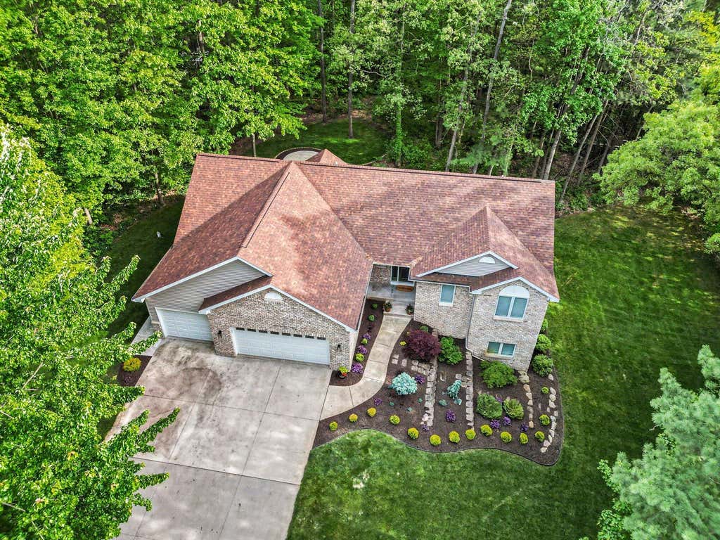 Photo of 5224 Bonasa Drive NE, Rockford, MI 49341 (MLS # 26042476)