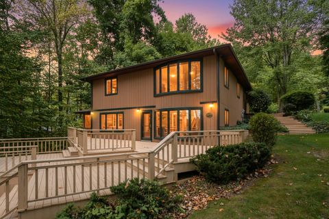 Photo of 28125 North Street, Gobles, MI 49055 (MLS # 26017803)