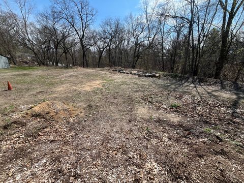 MLS: 25016955