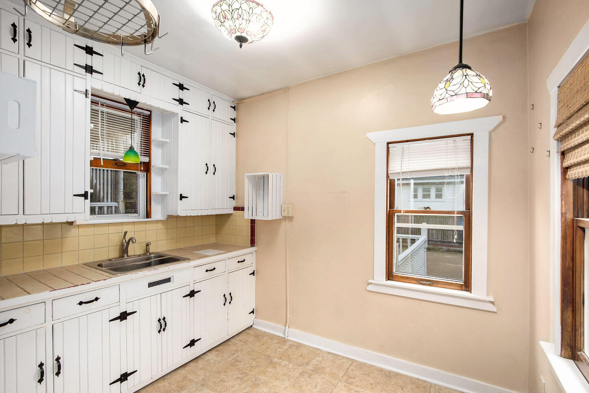 Port Huron, Michigan 48060, United States, ,Residential,Active,183521