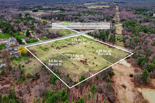 122 5TH ST, SPRING LAKE, MI 49456 - Image e7f2f9b72c390fc8c9eda3d4a8bc32a8/36038271
