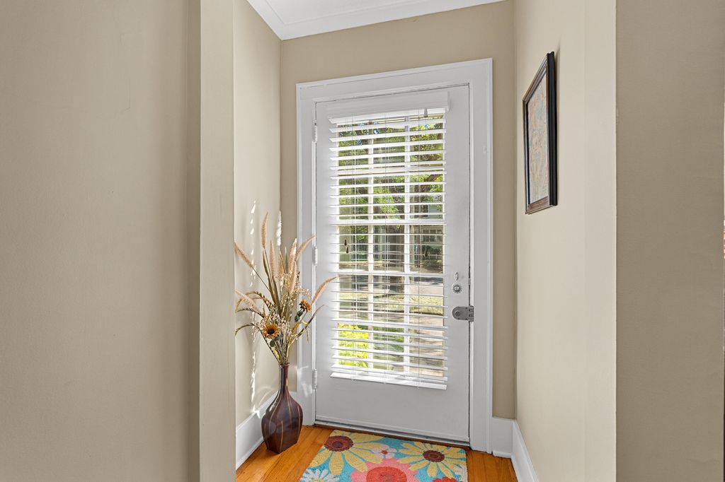 Photo of 1606 Merrill Street, Kalamazoo, MI 49008 (MLS # 26005977)