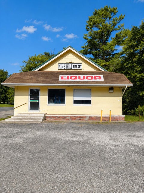 Photo for 2494 S Lakeshore Road