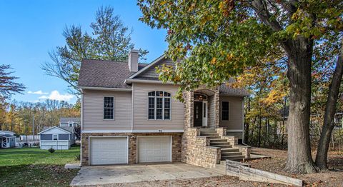 72 Euclid Street South Haven MI 49090