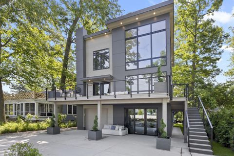 Photo of 11160 Marquette Drive, New Buffalo, MI 49117 (MLS # 25048148)