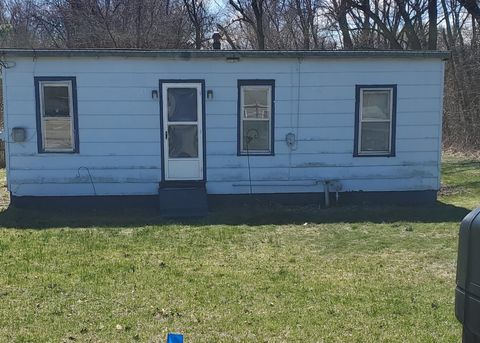 1560 Highland Avenue, Benton Harbor, MI 49022 - MLS#: 25013745
