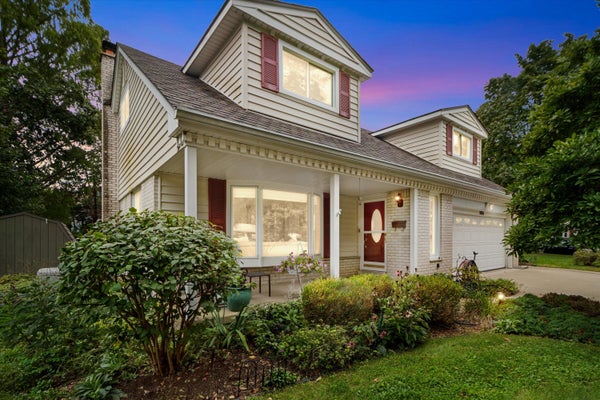 3225 LOCKRIDGE DR, ANN ARBOR, MI 48108 - Image e8bbe3c0aaa42ae8ec5c885a6d1029e2/1330653875