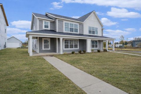 Photo of 883 Main Street, Holland, MI 49423 (MLS # 26009262)