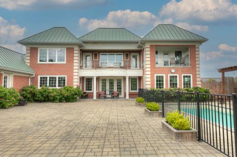 7453 Laprairie Lane Ann Arbor MI 48103