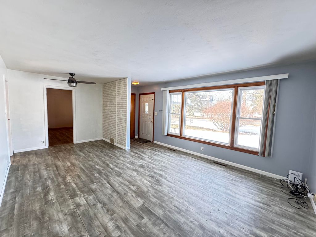 Photo of 3334 W Glendora Road, Three Oaks, MI 49128 (MLS # 26005838)