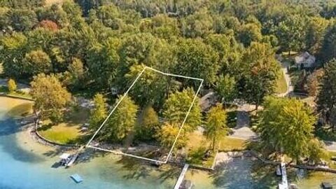 Photo of 5964 122nd Avenue, Fennville, MI 49408 (MLS # 25048169)