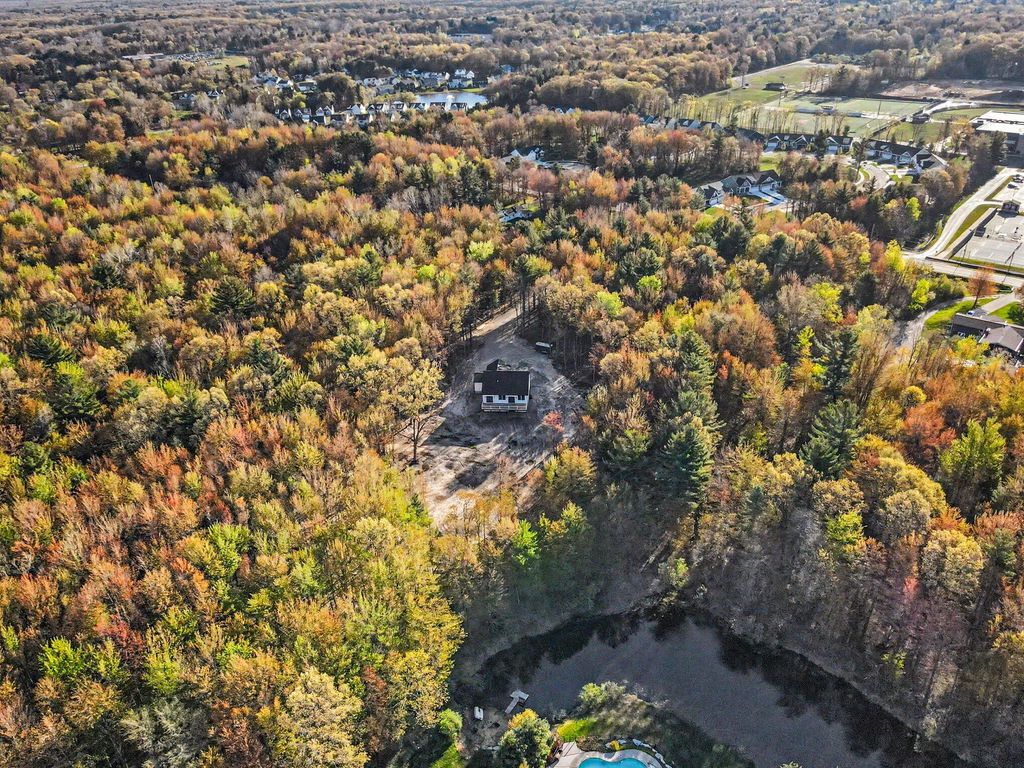 Photo of 16229 148th Avenue, Spring Lake, MI 49456 (MLS # 26020899)